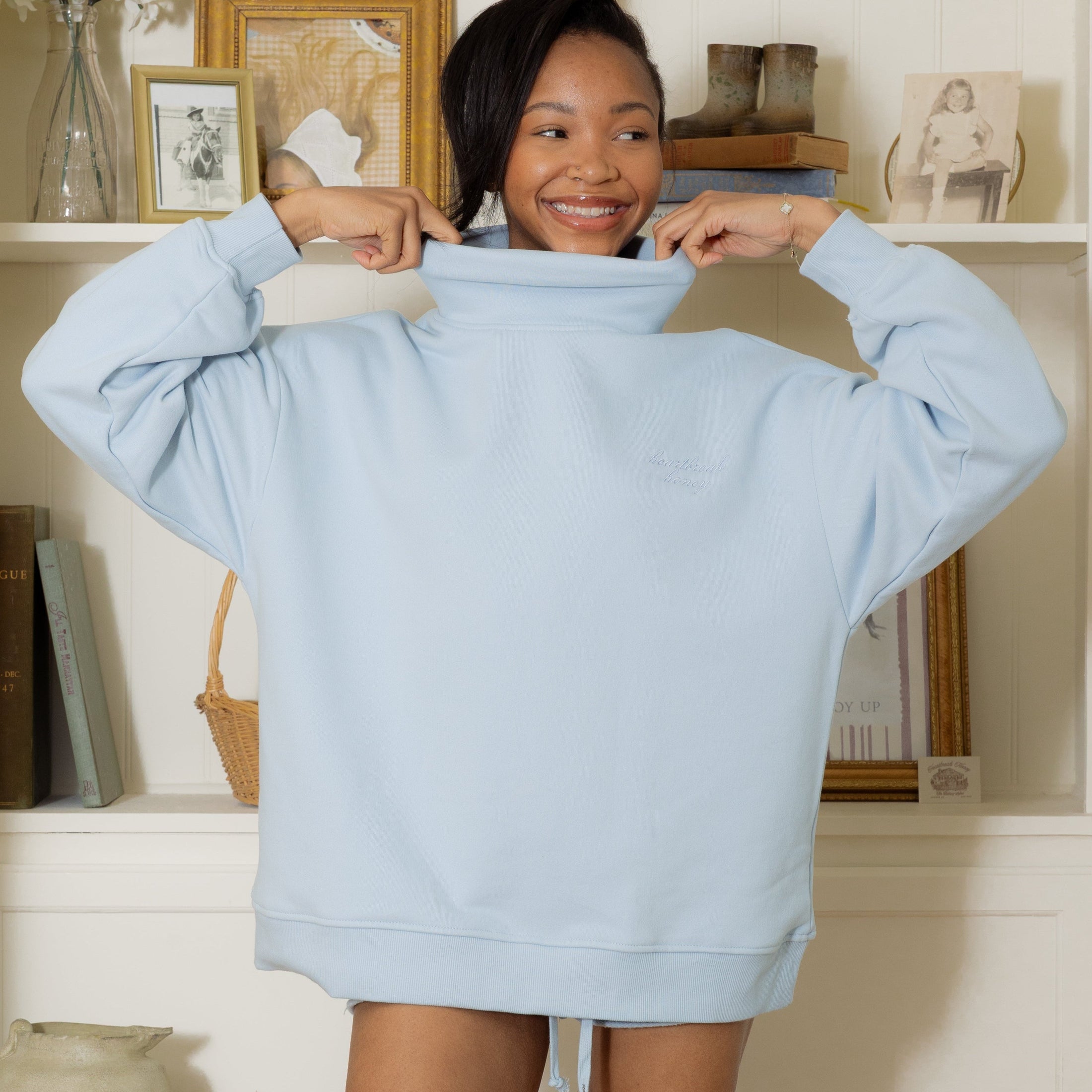 Jeanette Roll Over Mockneck