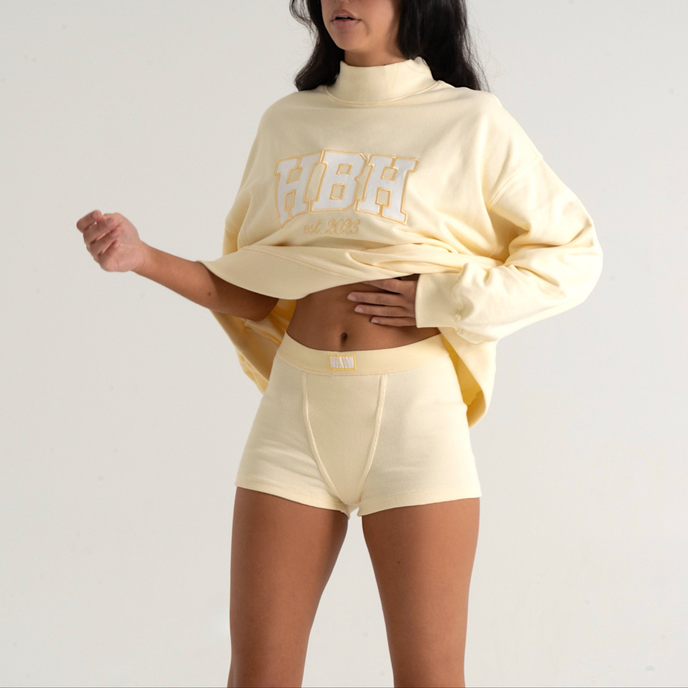 HBH Mini Short Butter