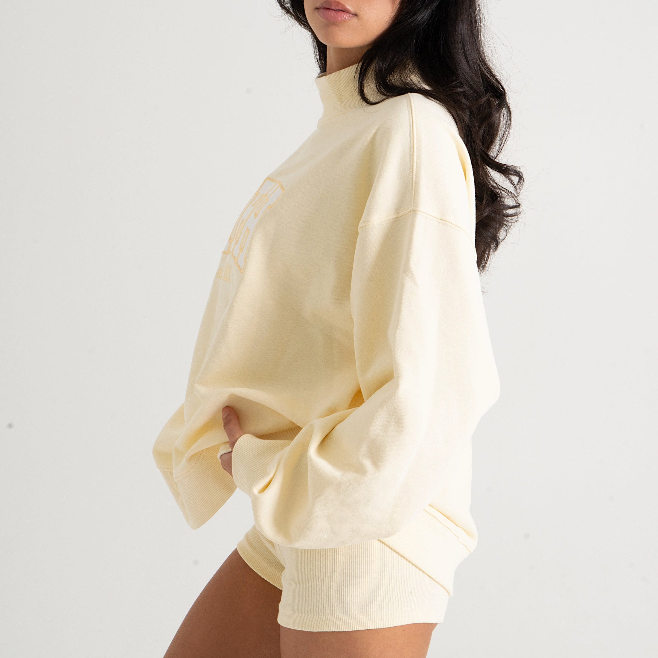 HBH Mockneck Butter